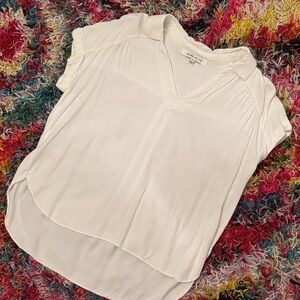 Rose + Olive | White V-Neck Blouse